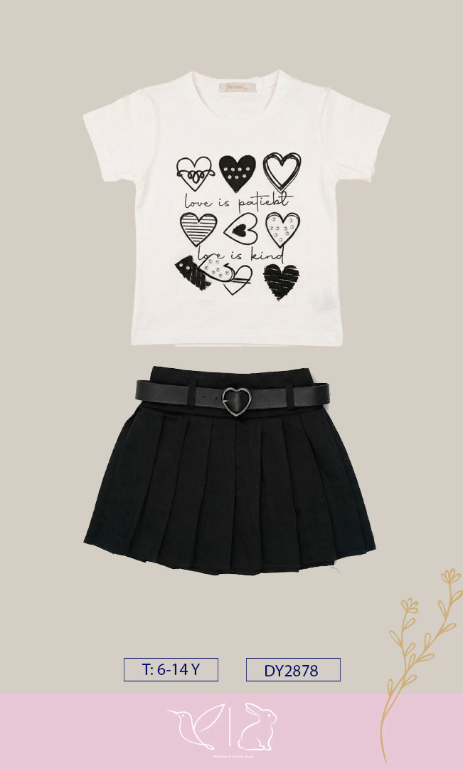 Conjunto 2 Pzas de Niña: Camiseta "Love" con Pedrería + Falda Plisada con Cinturón de Corazón
