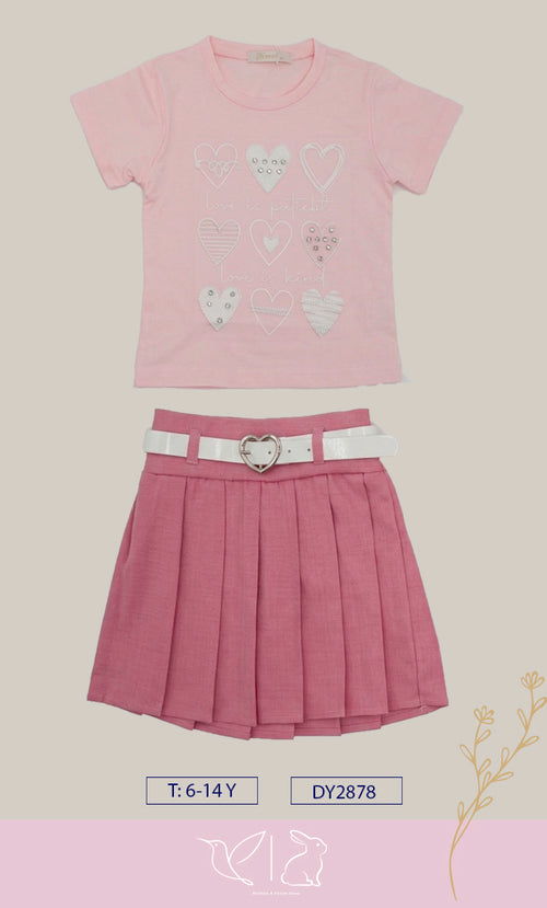 Conjunto 2 Pzas de Niña: Camiseta "Love" con Pedrería + Falda Plisada con Cinturón de Corazón