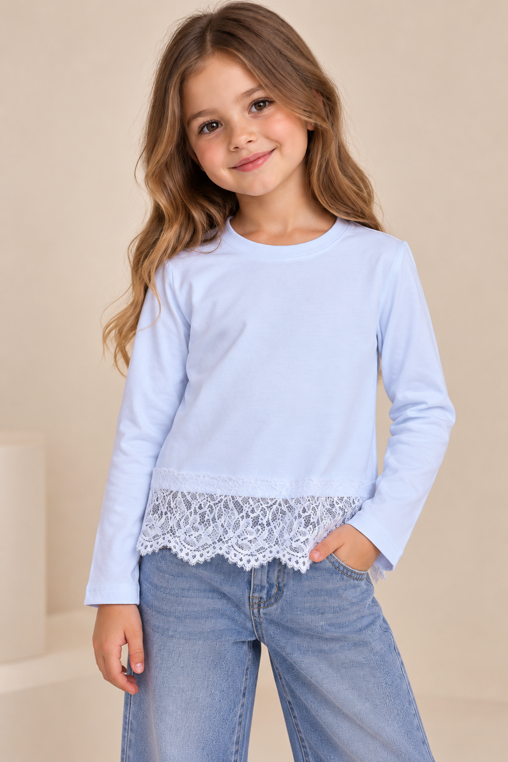 Blusa para Niña Manga Larga con Encaje Floral en la Parte Inferior | Blusa Casual Elegante