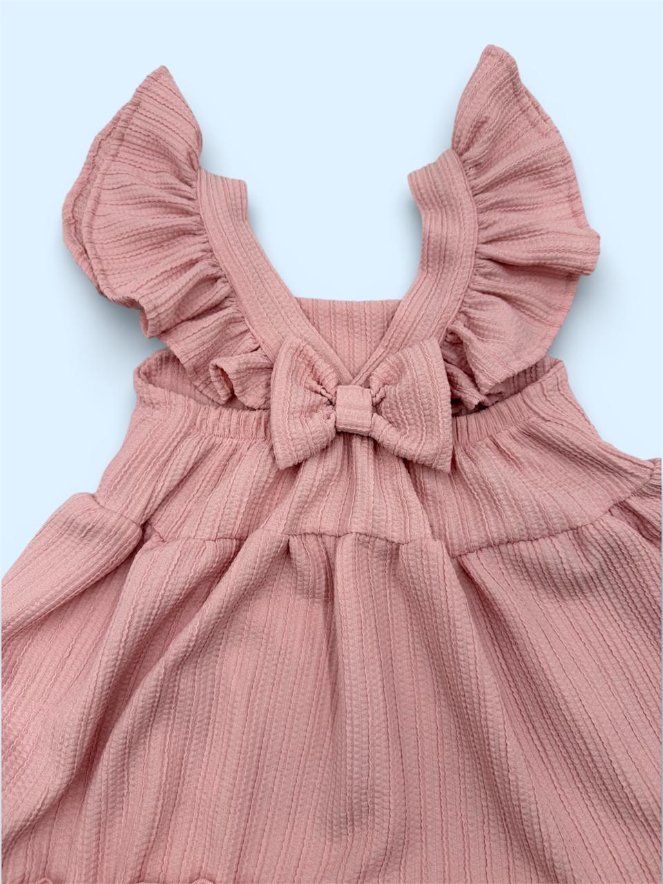 Vestido Infantil "Brisa de Algodón" con Vuelos y Textura Gofrada