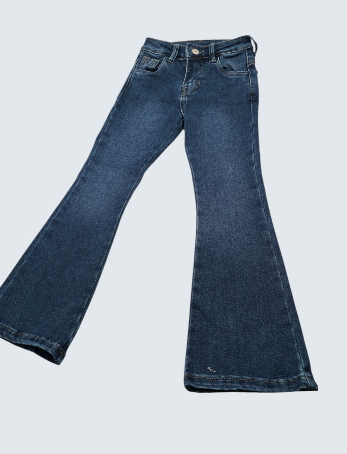 Pantalon de campana hermoso
