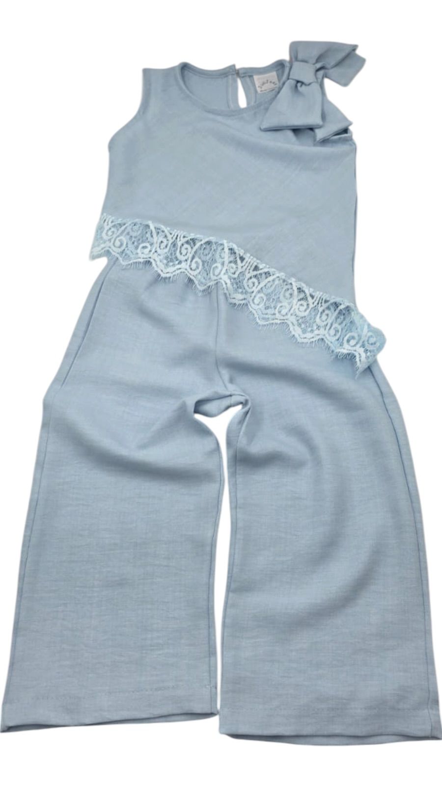 Conjunto Elegante de Niña: Jumpsuit / Enterizo con Detalle de Encaje y Moño – Ropa de Fiesta y Casual para Niñas