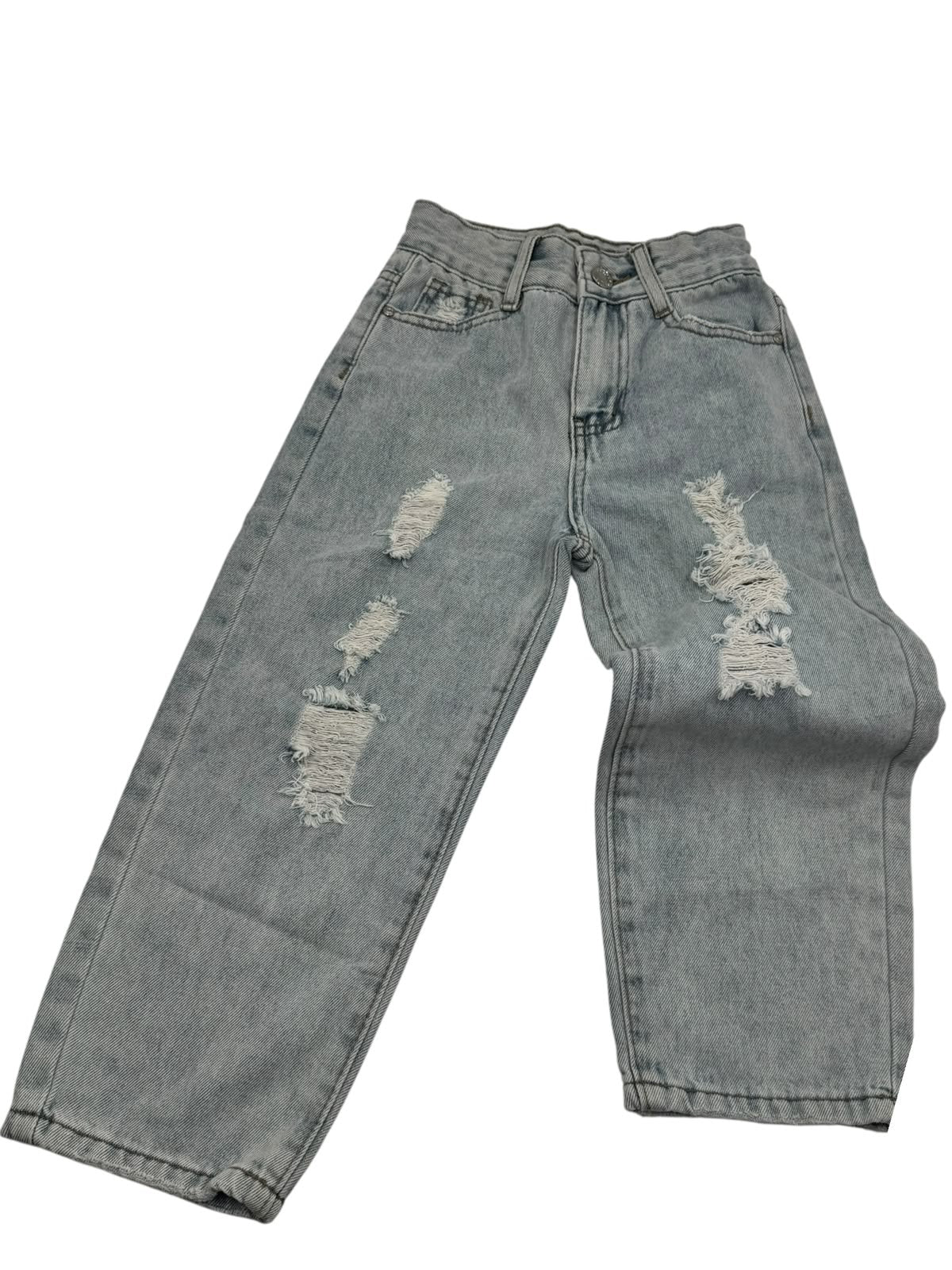 ¡Los jeans rotos que están de moda! ✨ Estilo urbano y casual.