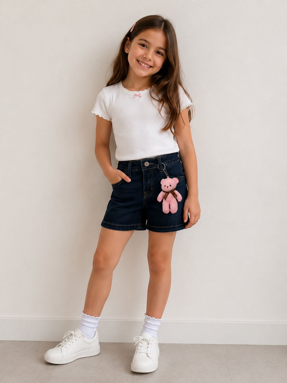 Short de Mezclilla para Niña con Llavero de Osito | Denim Casual Infantil | Azul Claro y Azul Oscuro