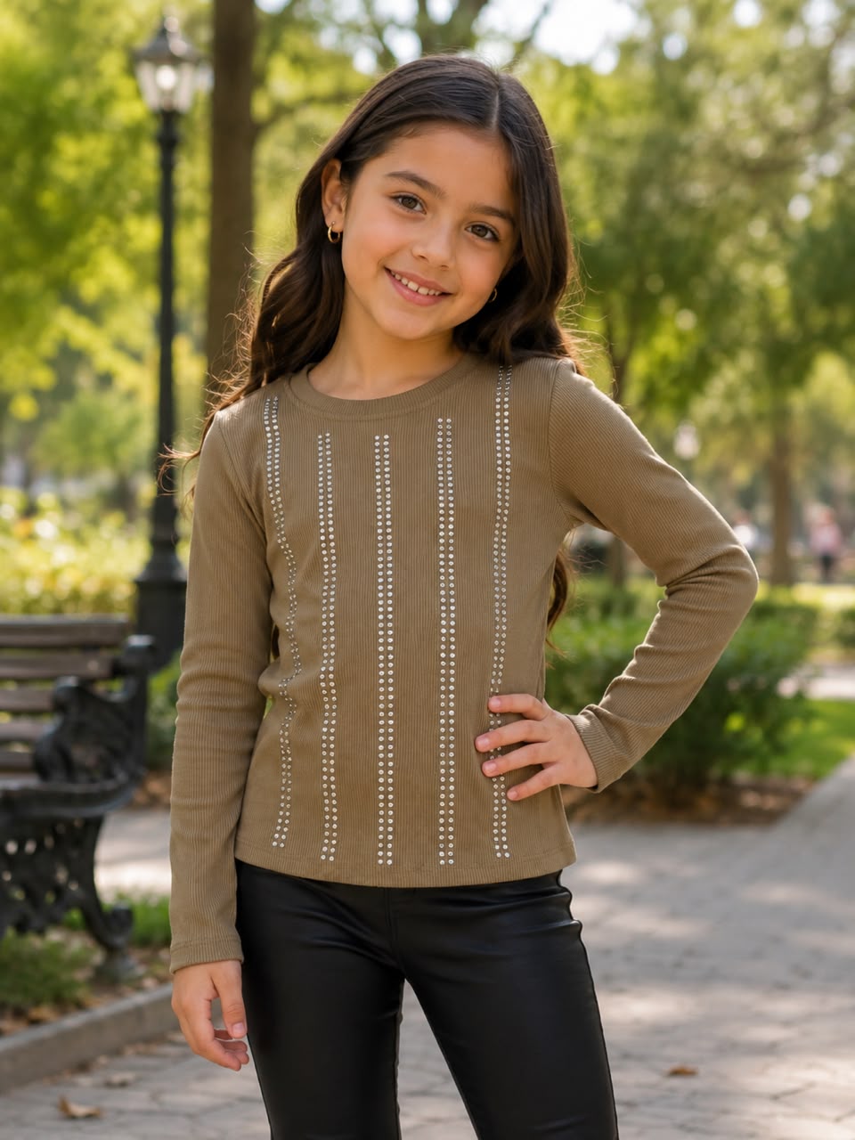 Blusa Infantil Manga Larga con Brillos | Tejido Acanalado | Colores Negro, Blanco, Rojo y Caqui | Niña