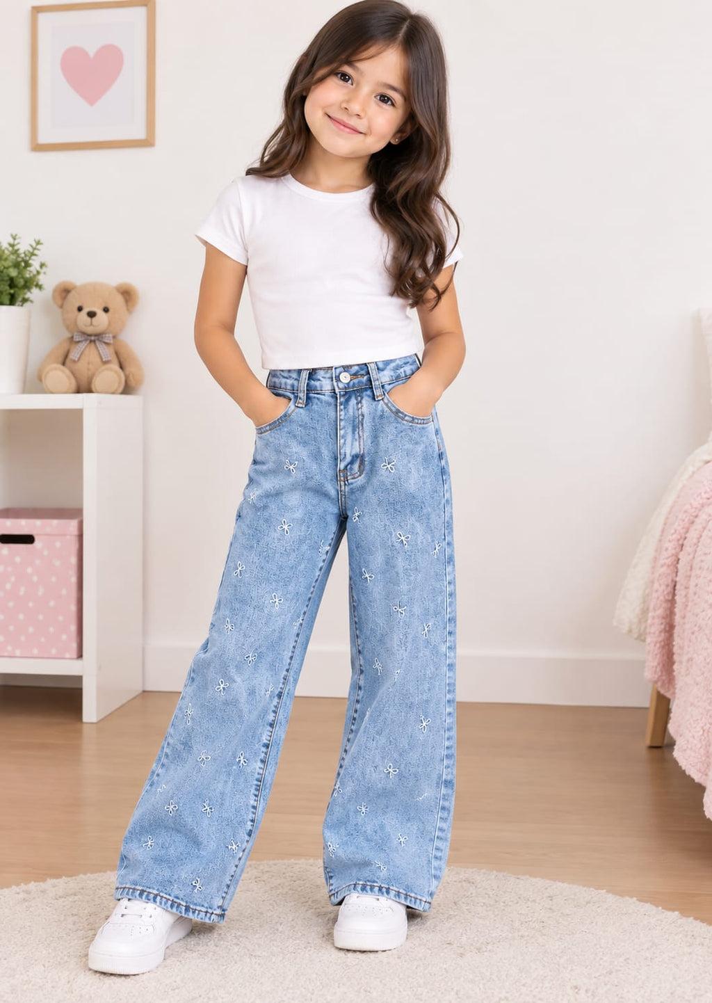 Pantalón de Mezclilla Wide Leg para Niña con Bordados y Detalles Brillantes