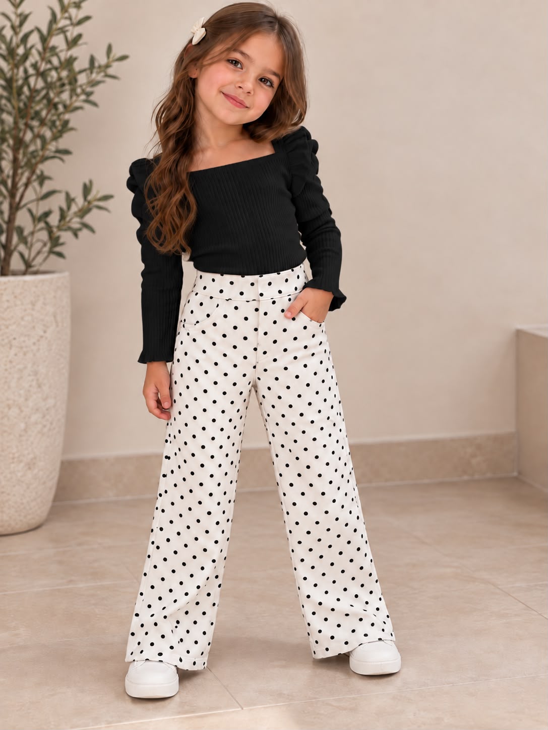 Pantalón Wide Leg para Niña con Lunares Negros ✨ Tiro Alto, Pierna Ancha, Elegante y Moderno