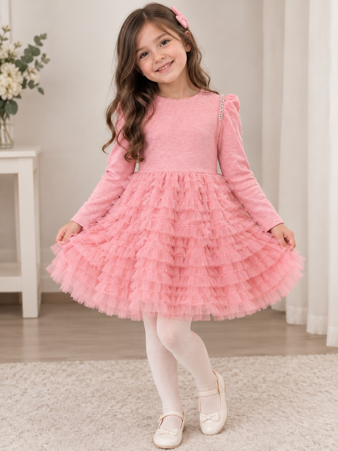 Vestido Elegante para Niña con Falda de Tul en Capas, Manga Larga y Detalles Brillantes 🎀